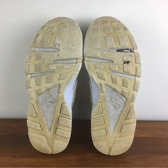 NIKE Men’s Air Huarache Running Shoes 318429-111 Size 10 White - Picture 8 of 10